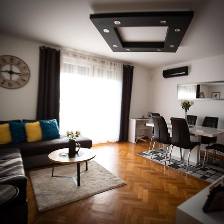 Apartman Elly Slavonski Brod Exteriér fotografie