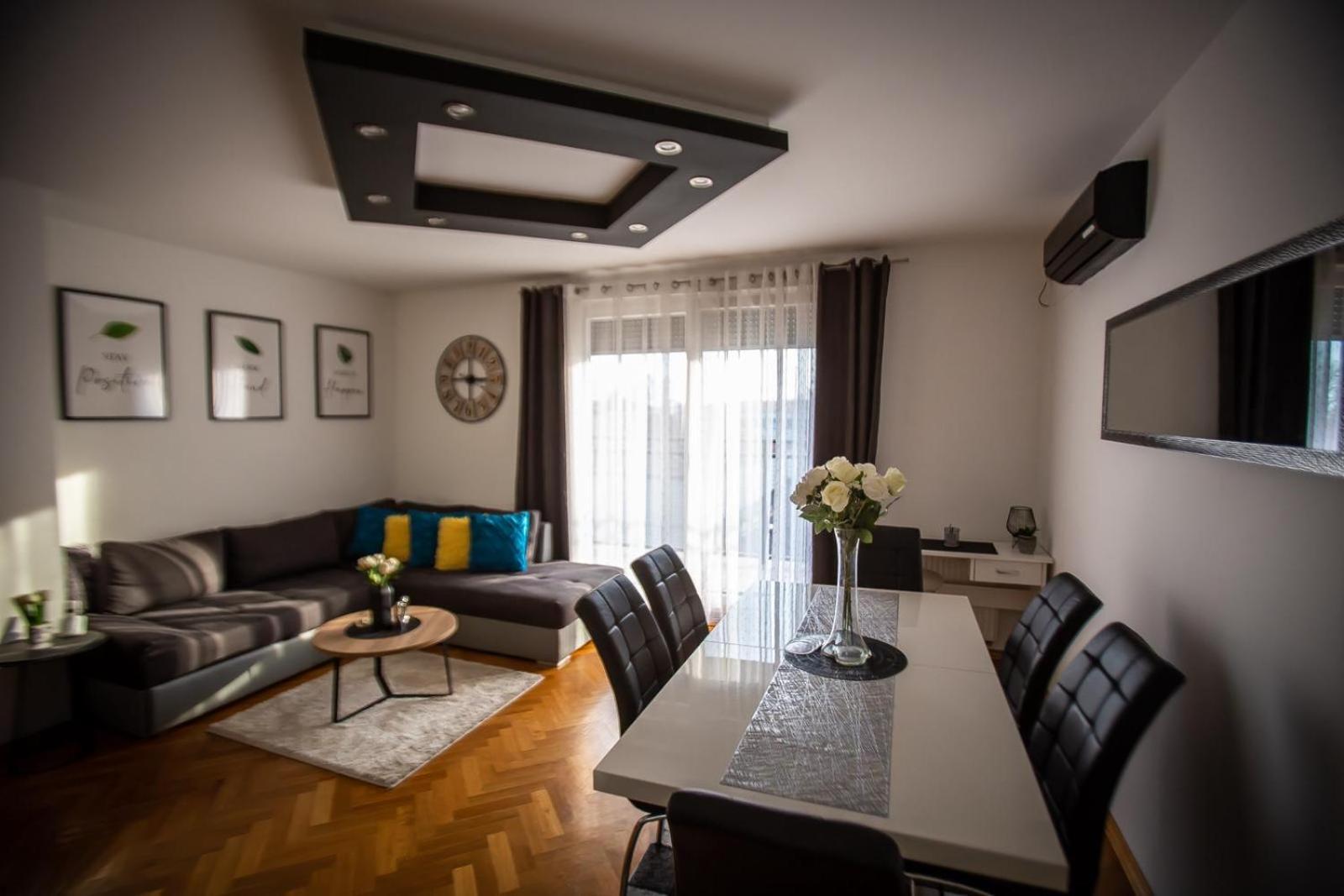 Apartman Elly Slavonski Brod Exteriér fotografie